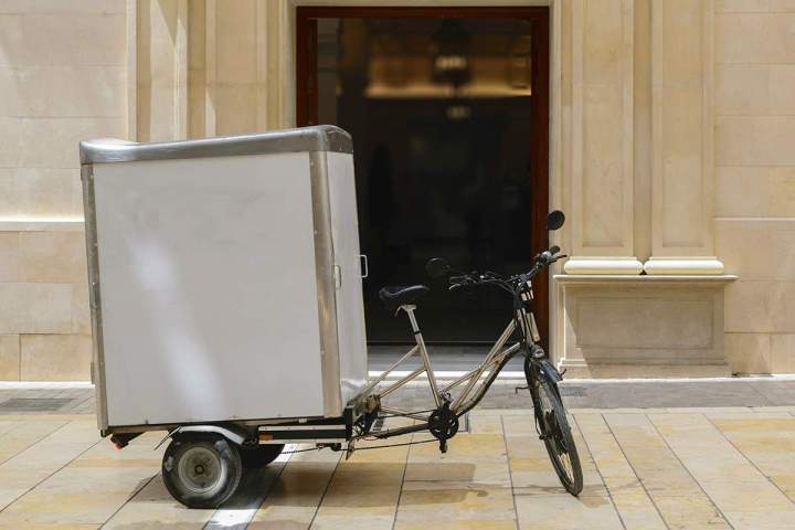 Livraison des colis avec vélo cargo Sainte-Geneviève-des-Bois